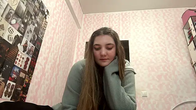 JanineThielman live cam on StripChat