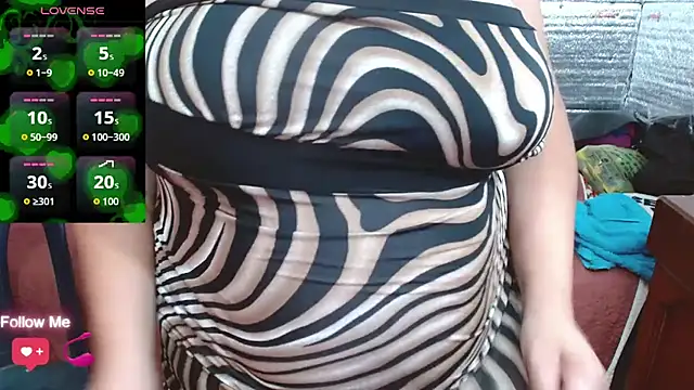 EMILY-NESSA webcam