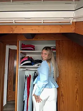 Naomi-Klein webcam
