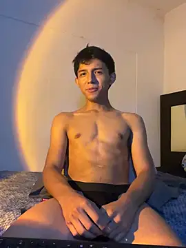 ittaachi (M twink) - desnudarme