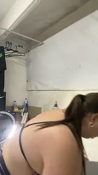 Chloee_Peach webcam
