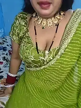 Long_hair_queen webcam