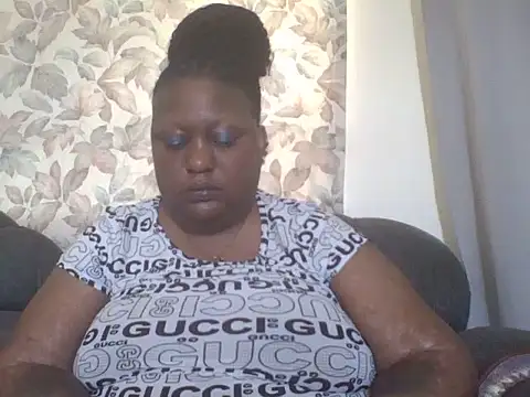 fat_ebonyqueen webcam