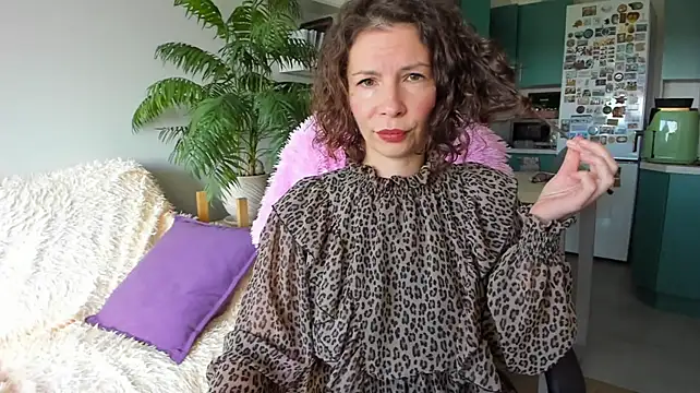 ChristinaGlory webcam