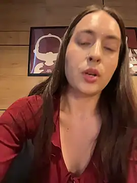 Holly_Play