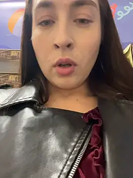 Holly_Play