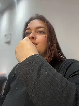 sarahreyess_11 webcam
