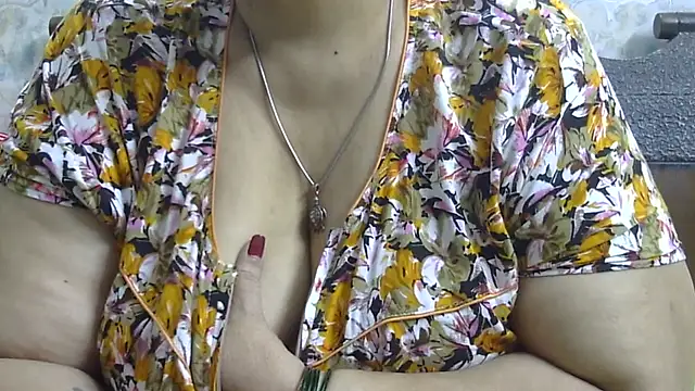 Kavya_XX webcam