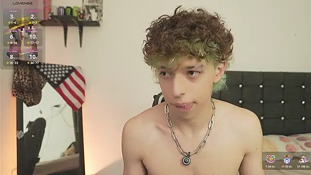 Otter_Moon live sex cam