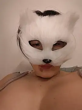 BombXuka live cam on StripChat