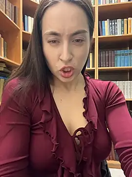 Holly_Play