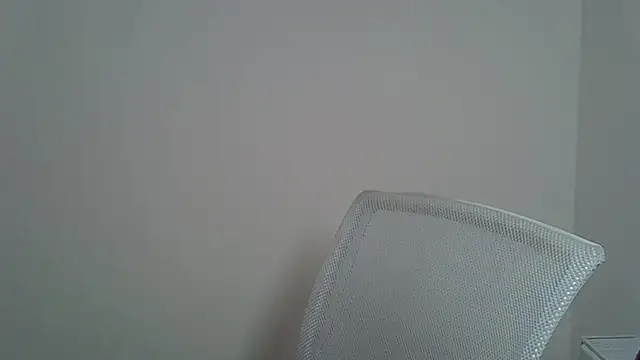 ViraVrema live cam on StripChat