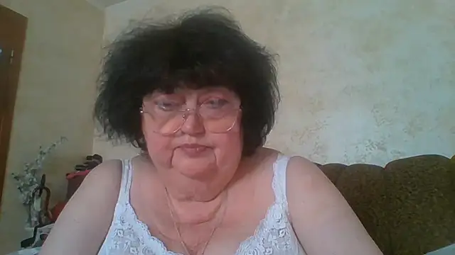 MilaSky5303 live cam on StripChat