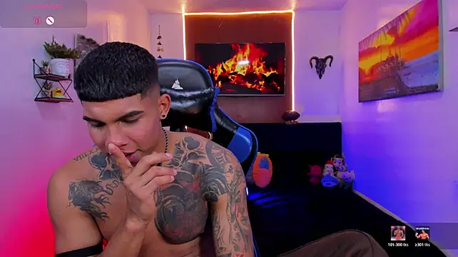 damian_latinxxx (M young) - 🔥I like what I see