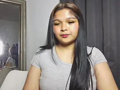 AsianPinayBigBusty live sex cam