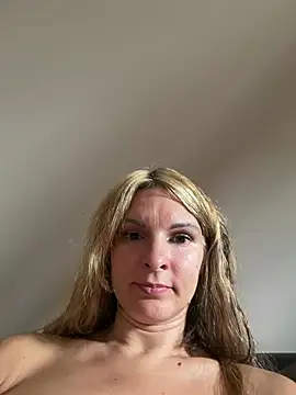 kinkysarahx (F young) - Anal dildo