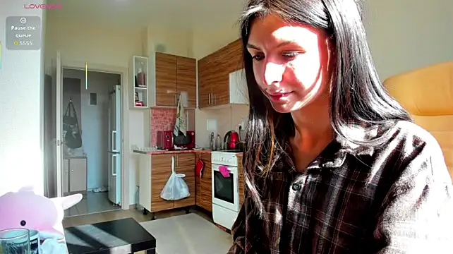 ErlinaBuoy live cam on StripChat