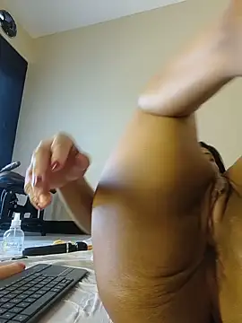 KarolVIPXXX live cam preview on Stripchat
