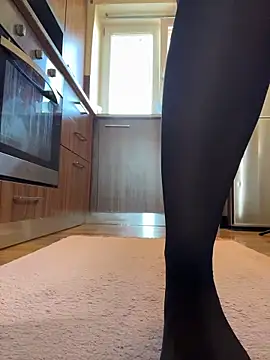Hotmomcheckk_