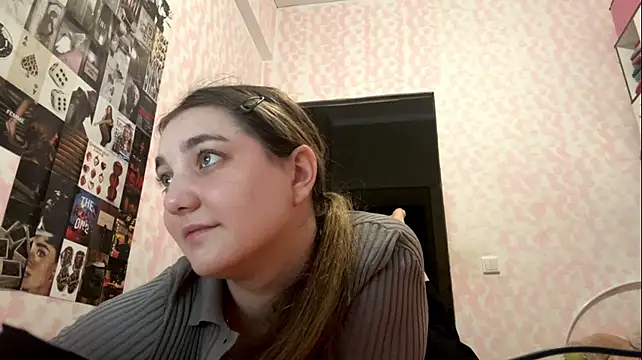 JanineThielman live cam on StripChat