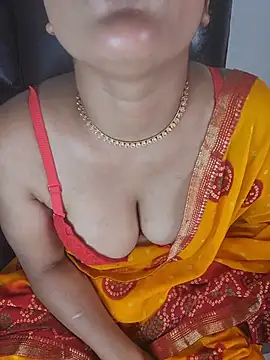 callmeshreya live cam on StripChat