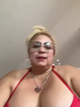 x_elena_x live cam on StripChat