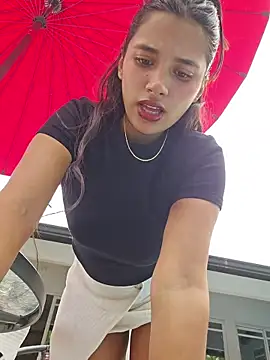 Lorena_Mcfly live cam on StripChat
