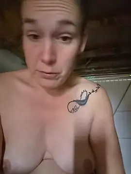 Aliciadelicieuse live cam on Stripchat