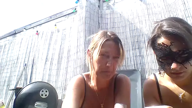 JeuneCharme1 webcam