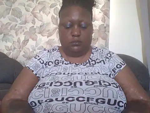 fat_ebonyqueen webcam