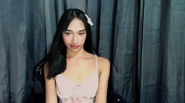 Velvet_Ysabelle live cam on StripChat
