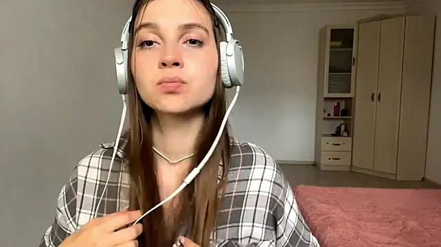 RebaBooze webcam