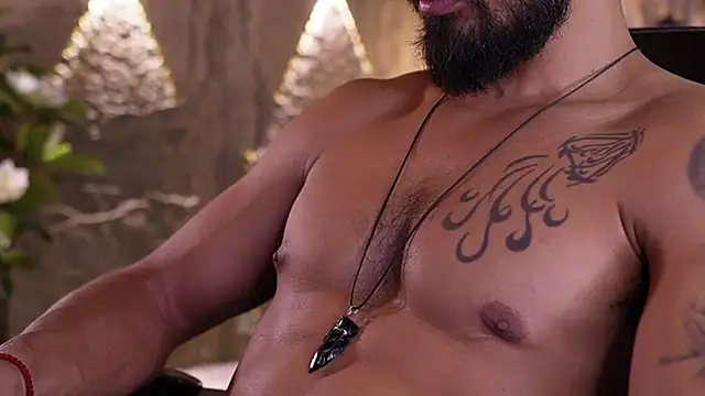 dannsaenz (Ask my age) - Naked and cum show