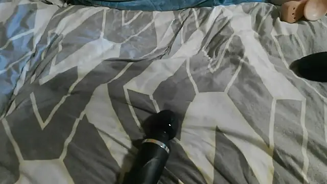 lizzy_kissy666 live webcam