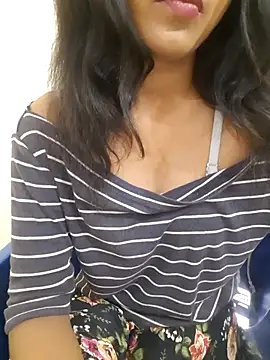 Navya6879 live webcam