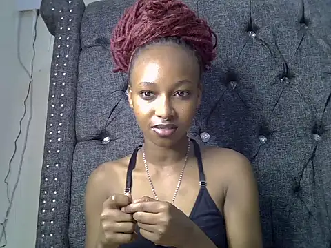 cocolaurah live webcam