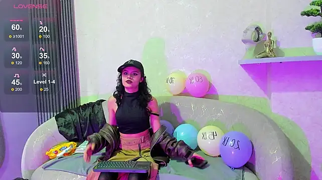 April_Petitt live now