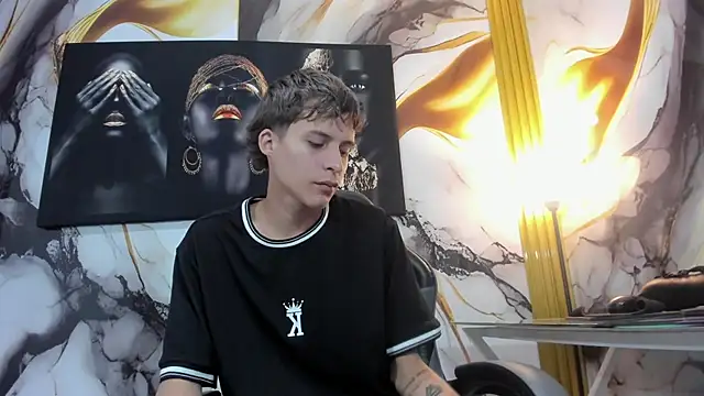 mono_blonde