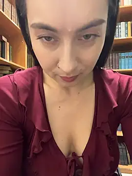 Holly_Play