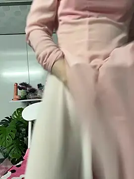 nana-19 (F milf) - take off the dress 👗