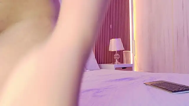 mia_hank webcam