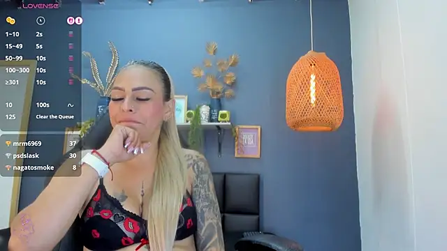 yessila_parker live now