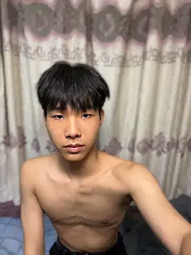 qomelo's live cam