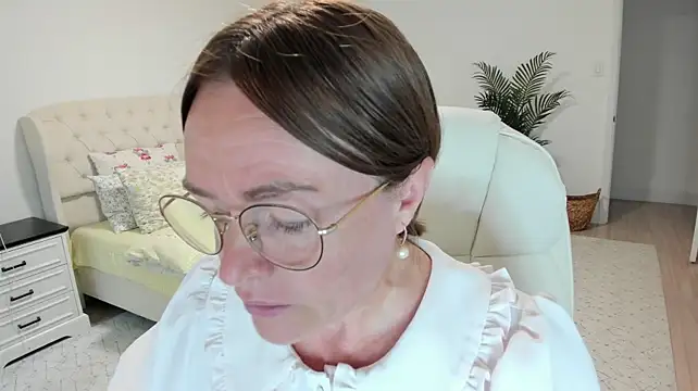 Vika73 🥜 sex chat