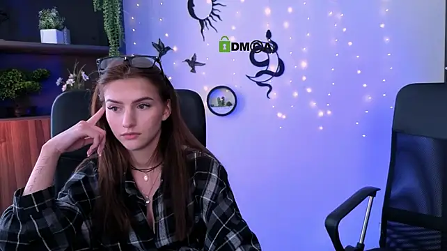 lisa_dark_ (G teen) - doggy