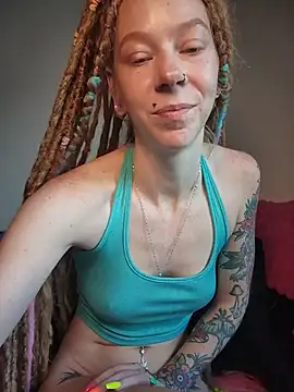 Webcam Model(LucidLucy) is live