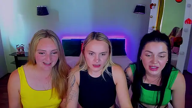 MagicEyess live sex cam