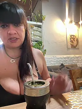 Sensualmente333 webcam