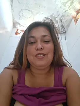 Mommy_Mature_Tits