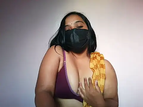 mathi_cam (F young) - SEXY NUDE IN LIVE